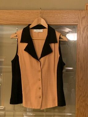 Christy Lyn Camel and Black Two-Tone Sleeveless Top